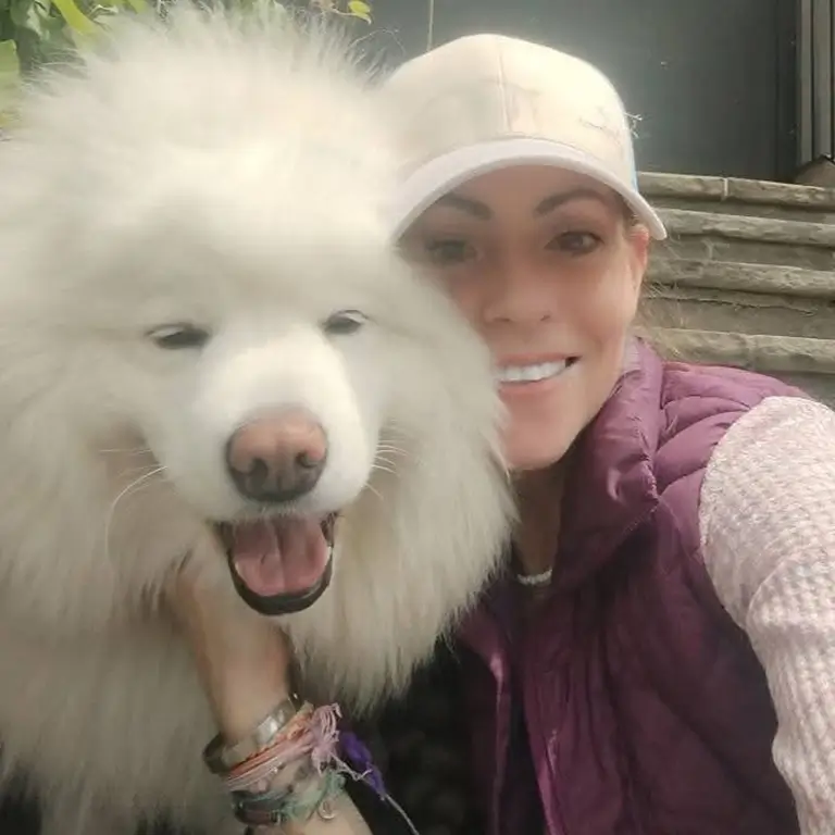Laura-Pet-Companion
